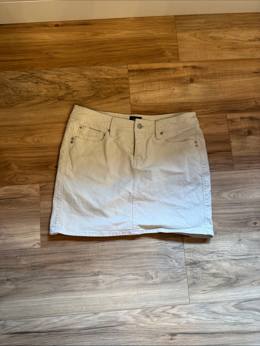 Mexx Cream Mini Skirt with Front Pocket Detail
